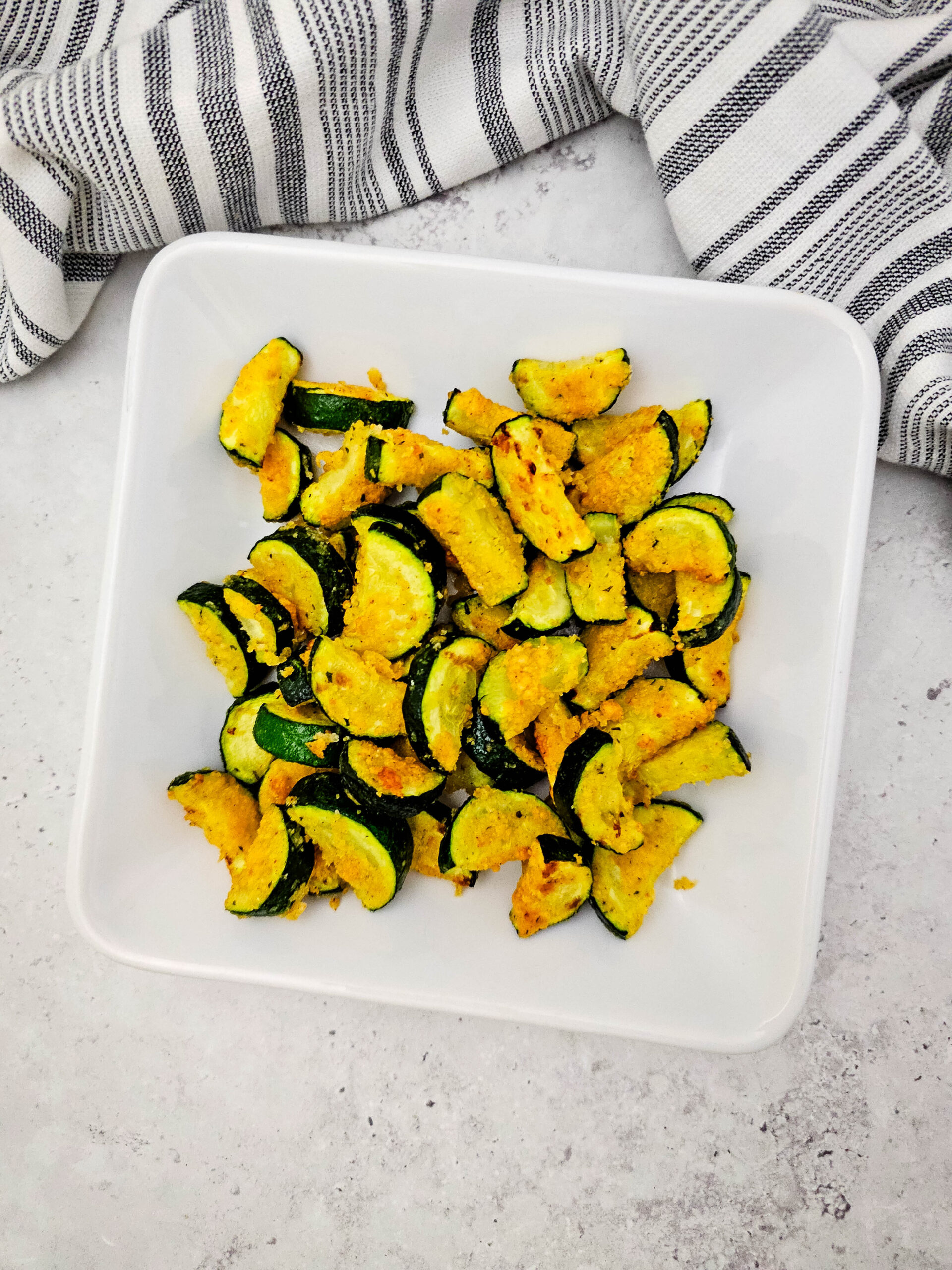 Air fryer zucchini